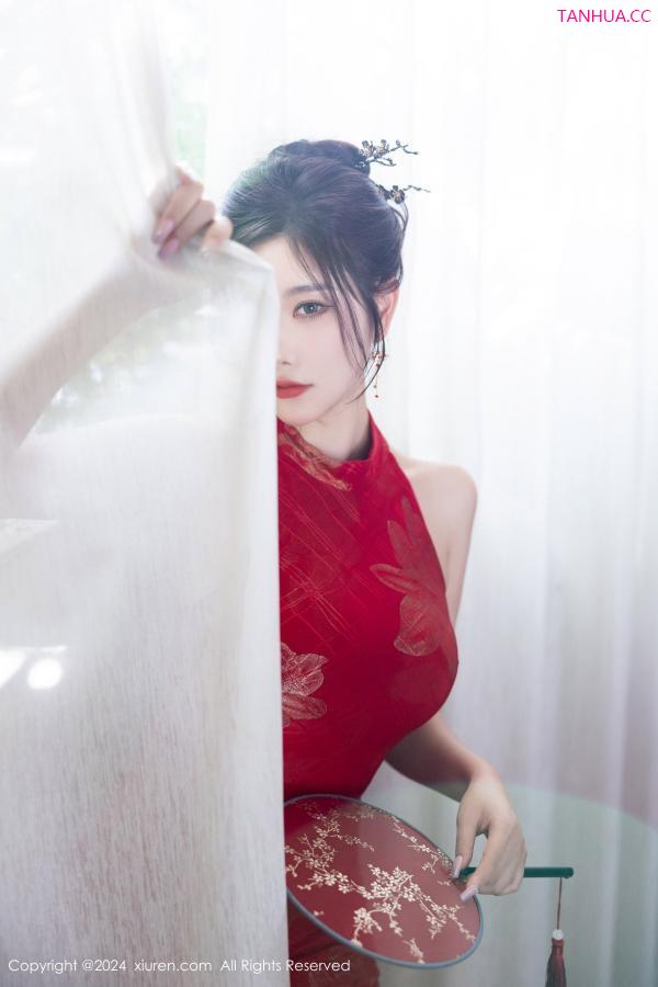 杨晨晨 sugar小甜心CC [XiuRen]高清写真图 2024.08.09 No.8996 杨晨晨Yome 黑丝美腿第42张图片